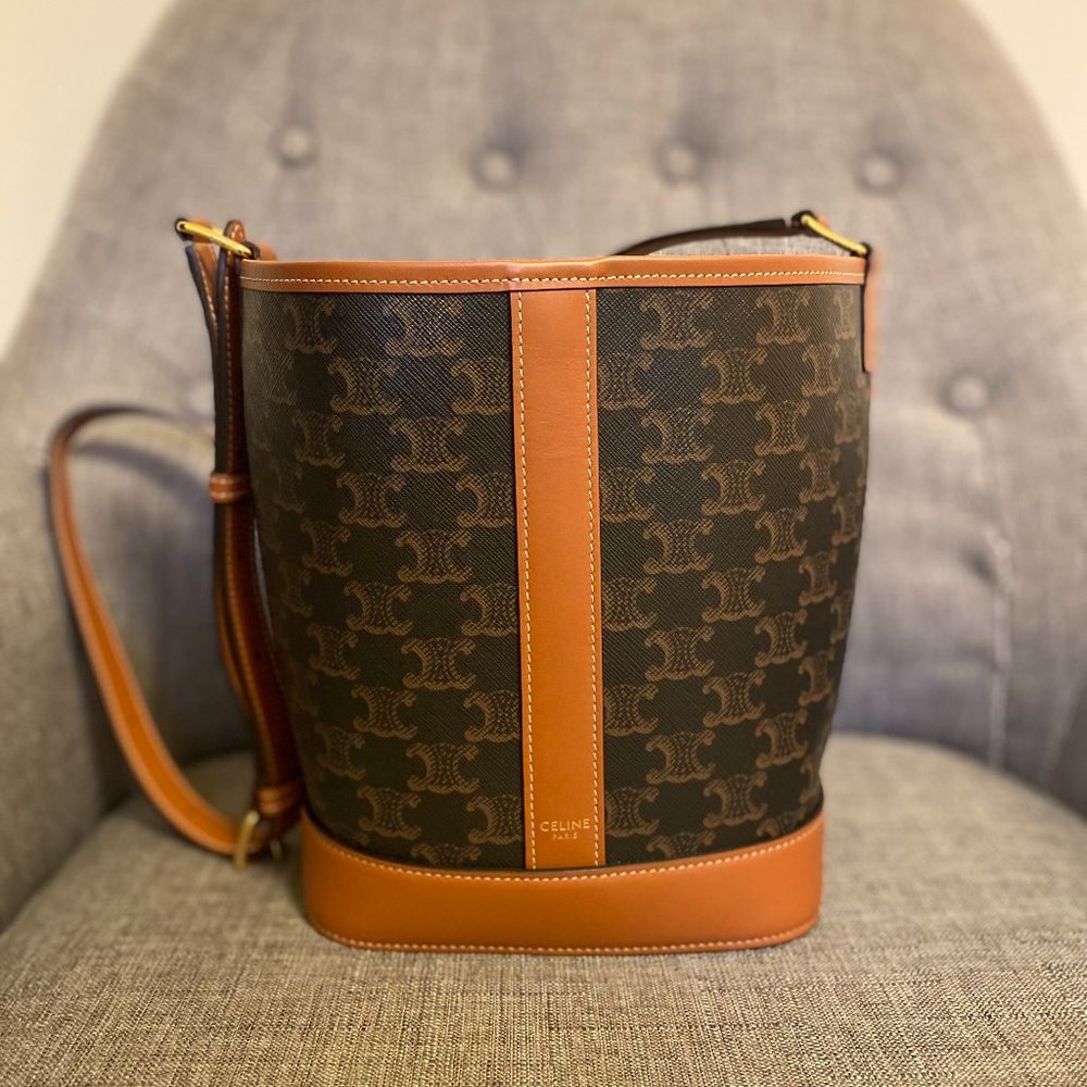 ❌SOLD❌CELINE SMALL BUCKET IN TRIOMPHE CANVAS